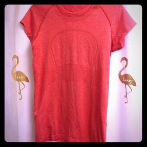 Lululemon workout top size 8 coral red